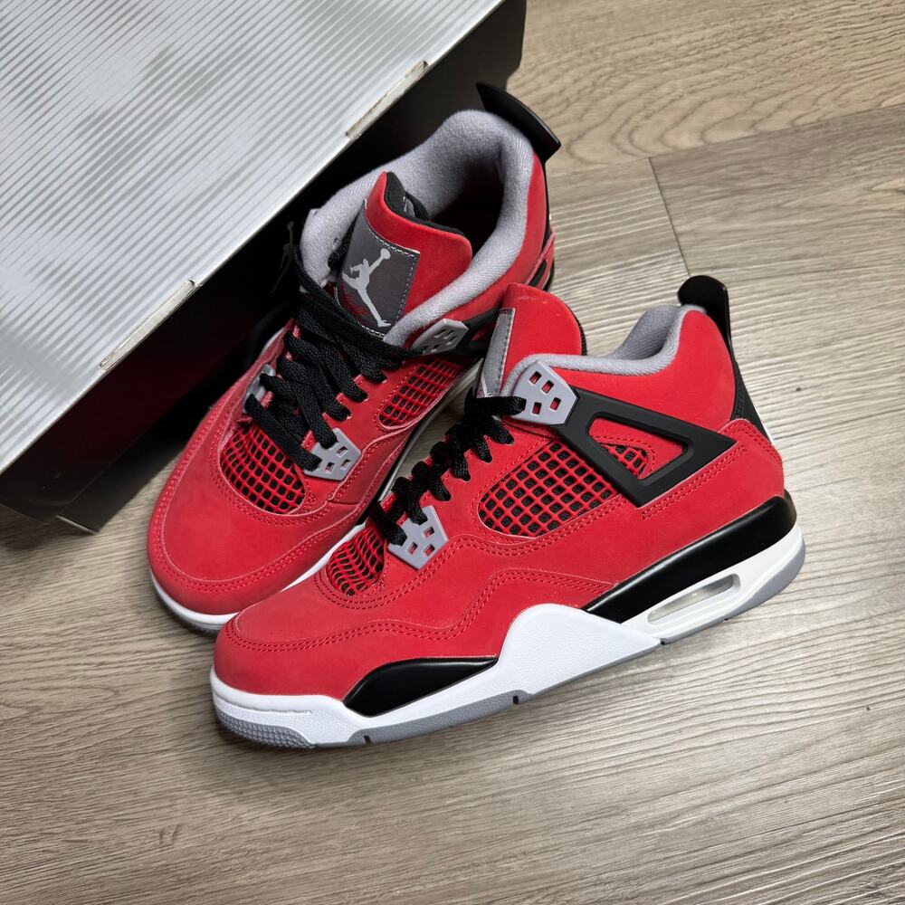 Jordan 4 Retro Toro Bravo (2026) (GS)